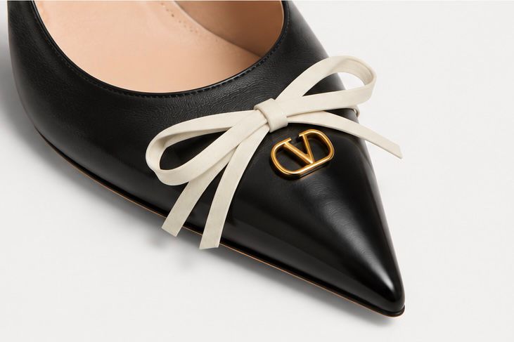 Bow Slingback Pumps – Black