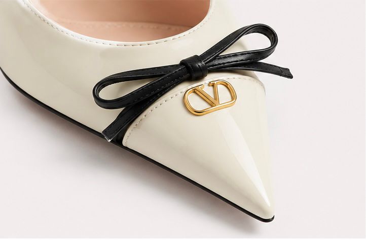 Bow Slingback Pumps – Ivory