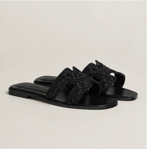 Braided Leather Slide Sandals – Black