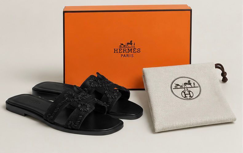 Braided Leather Slide Sandals – Black