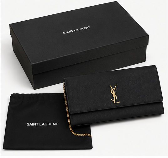 Signature Chain Clutch – Black