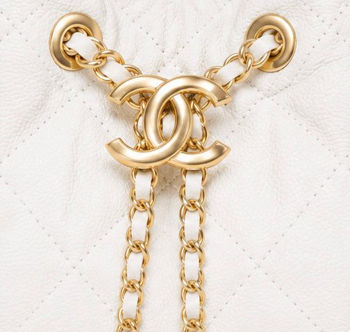 Ivory Quilted Chain Tote – Pearl White