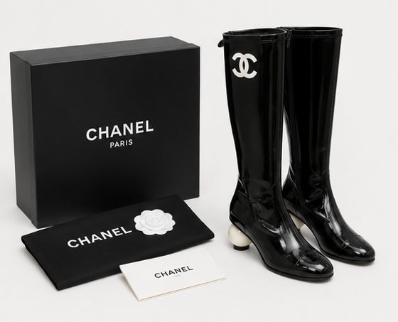 Patent Sphere Knee Boots – Black