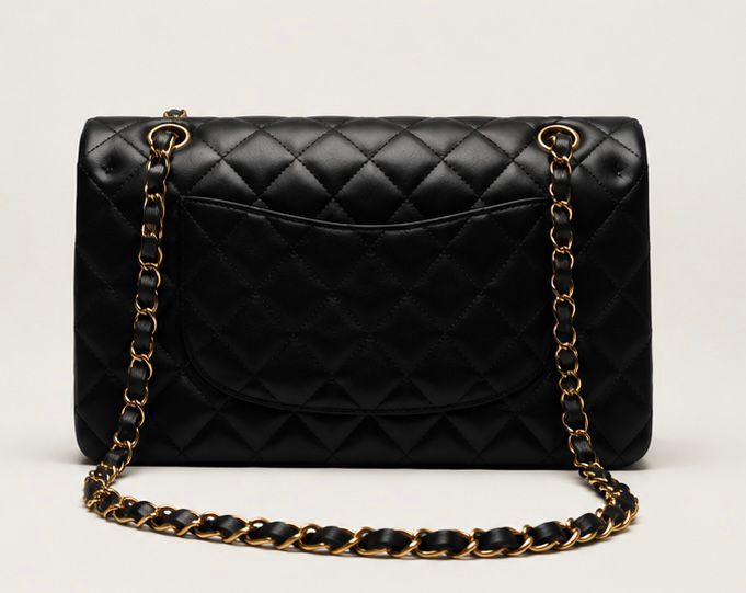 Signature Luxe Shoulder Bag